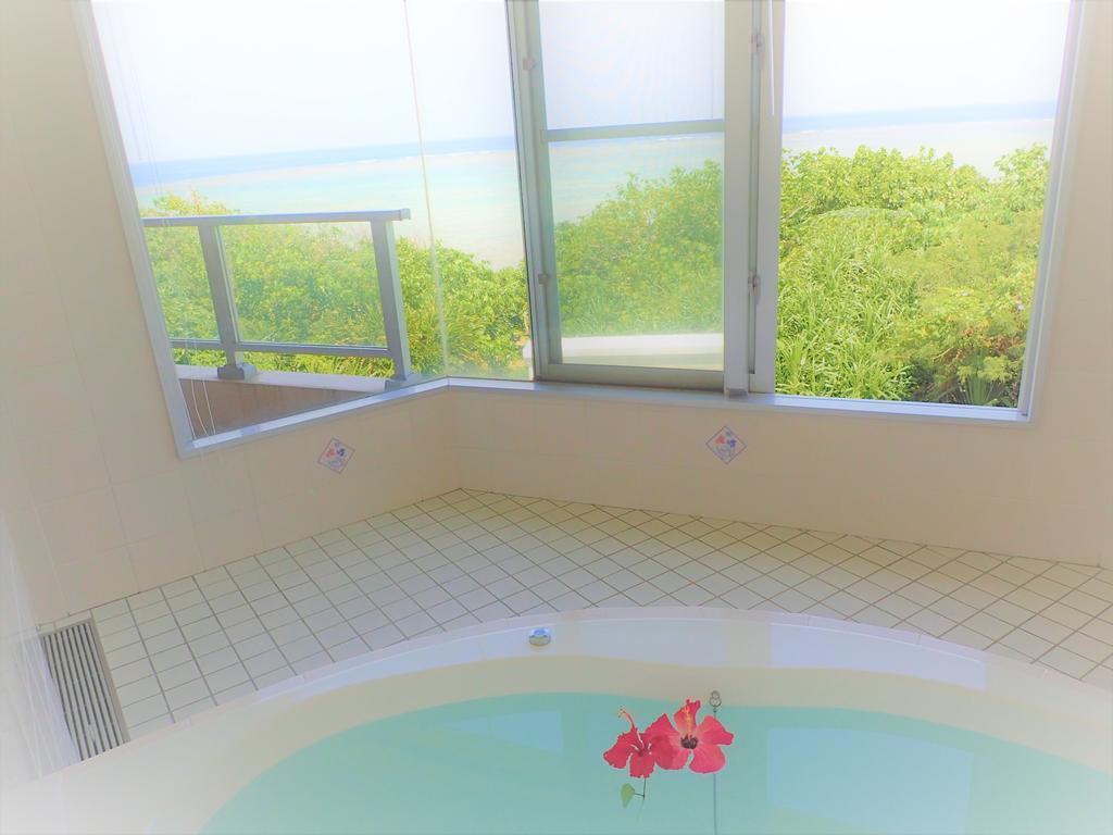 Seaside Klatch -Villa&Sauna- Ishigaki  Buitenkant foto